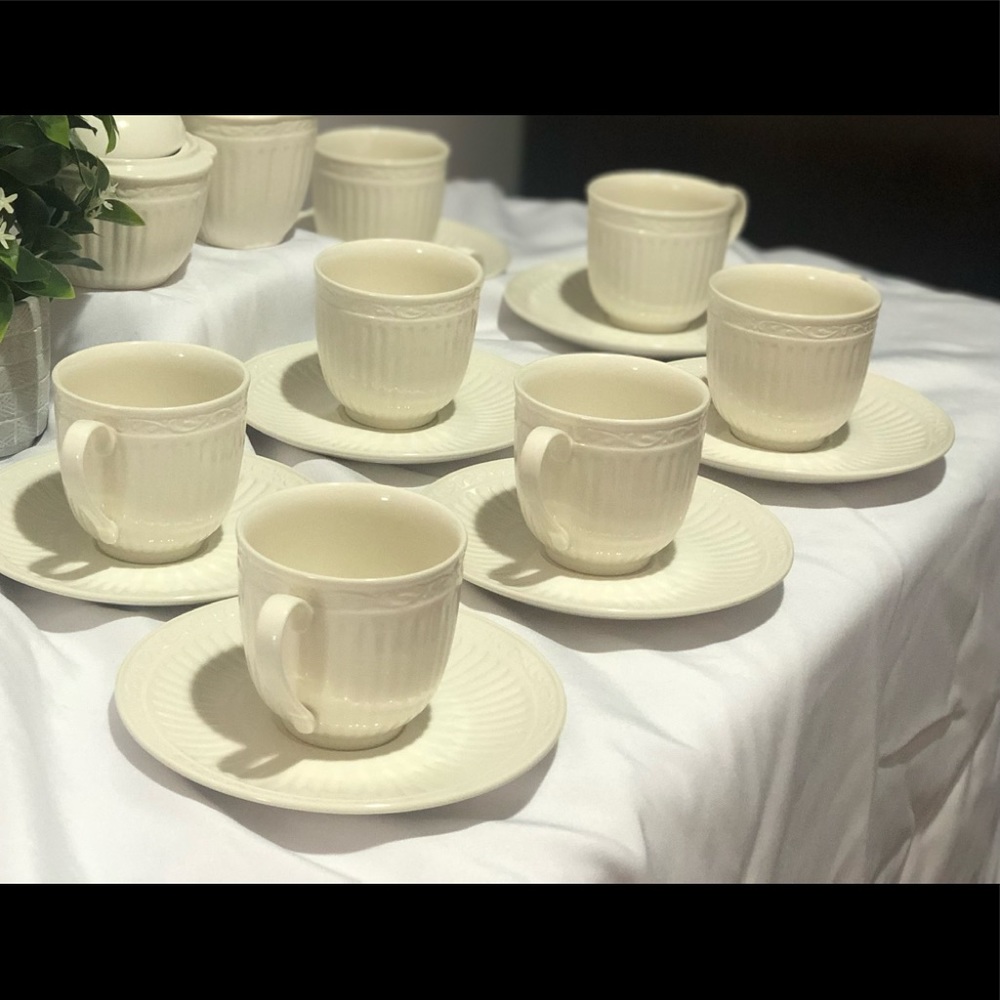 Whole set (8 of each) Mikasa cups & saucers